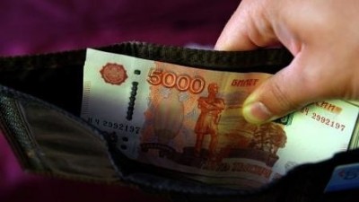 Президент РФ подписал закон о единовременной выплате 5 тысяч рублей пенсионерам