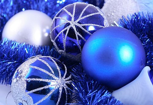 Дорогие кузбассовцы! Коллектив Кузбасского регионального отделения Фонда поздравляет Вас с наступающим Новым годом и Рождеством Христовым!