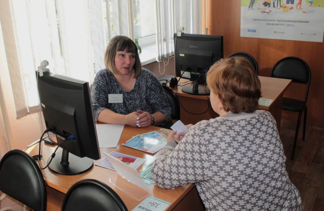 Около 160 пенсионеров Кузбасса получили консультации специалистов ПФР в рамках акции «Правовое поле пенсионера»