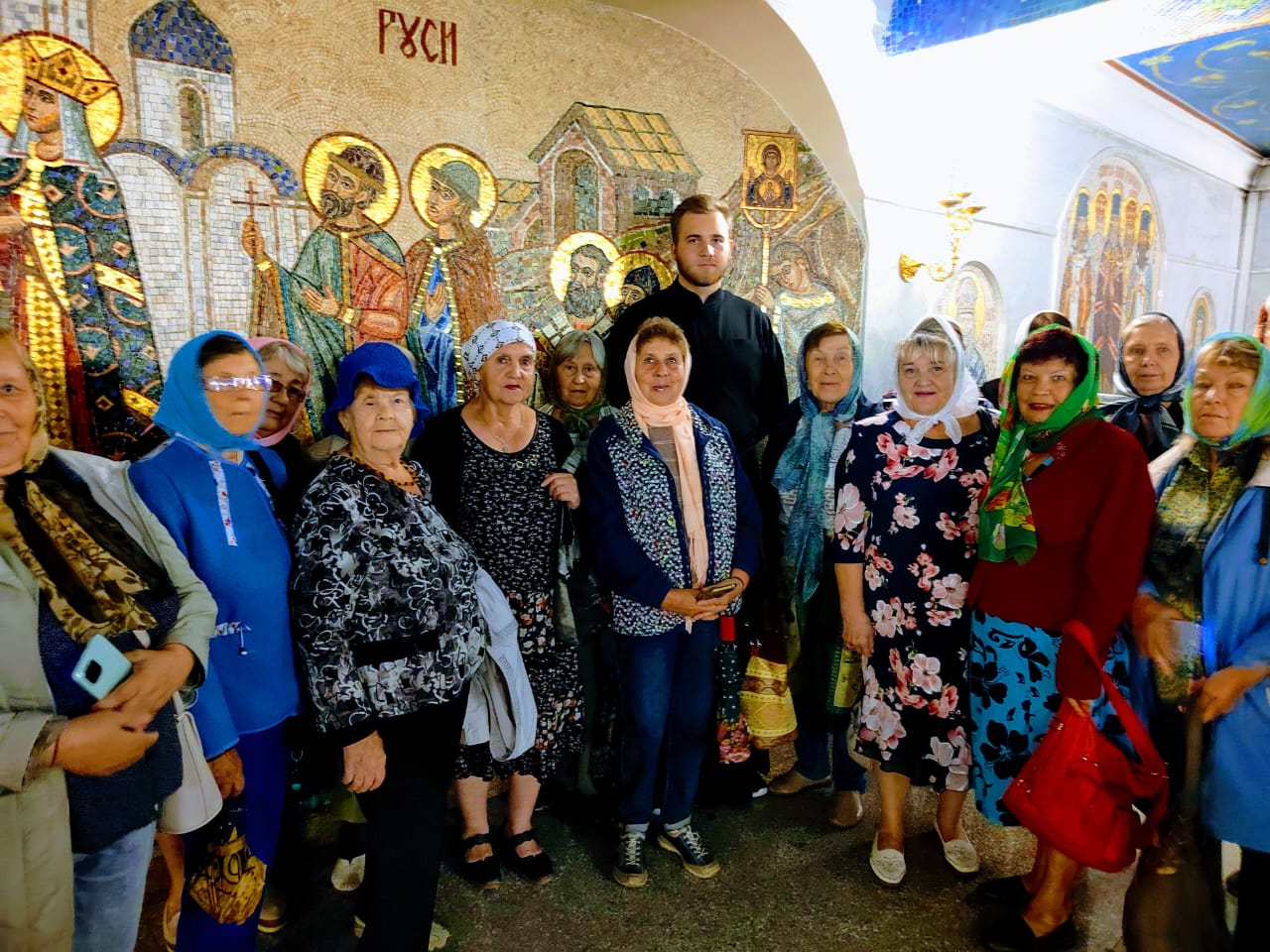 Центр общения старшего поколения Новокузнецка побывал на экскурсии в Соборе Рождества Христова