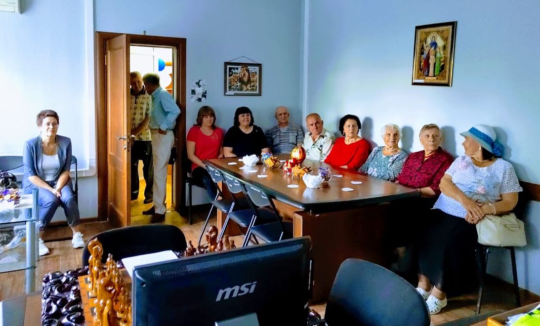 В Центре общения старшего поколения в Новокузнецке прошла встреча, посвященная главному профессиональному празднику Кузбасса – Дню шахтера