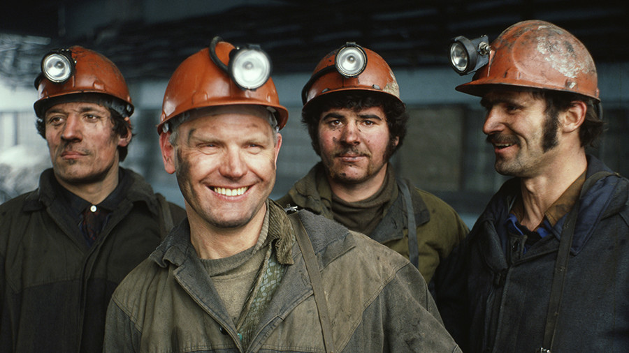 В Кузбассе более 24 тысяч бывших шахтеров получают доплату к пенсии
