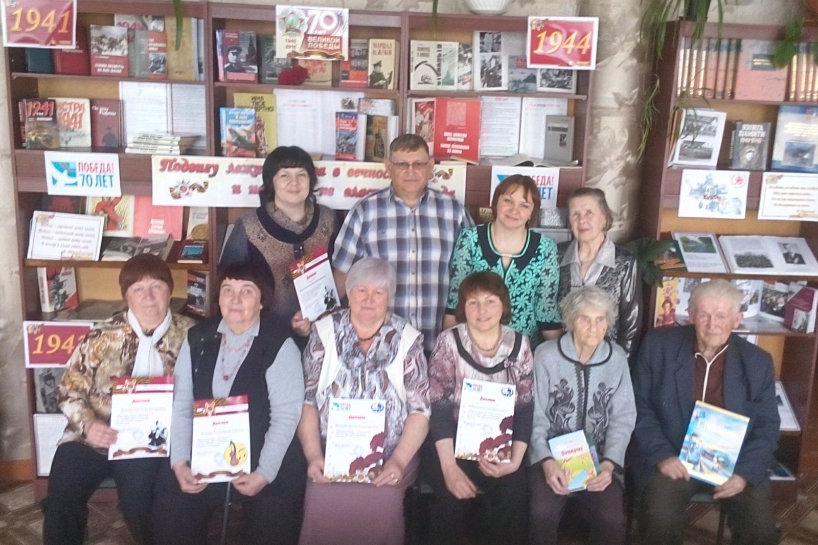 Осинники - Подведение итогов поэтического конкурса «Звучала музыка Победы»