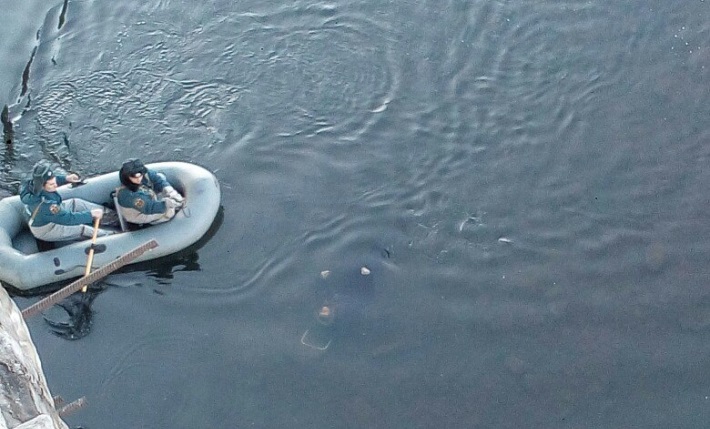 В Осинниках в реке Кондома нашли тело мужчины