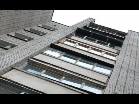Житель Осинников погиб, упав с шестого этажа