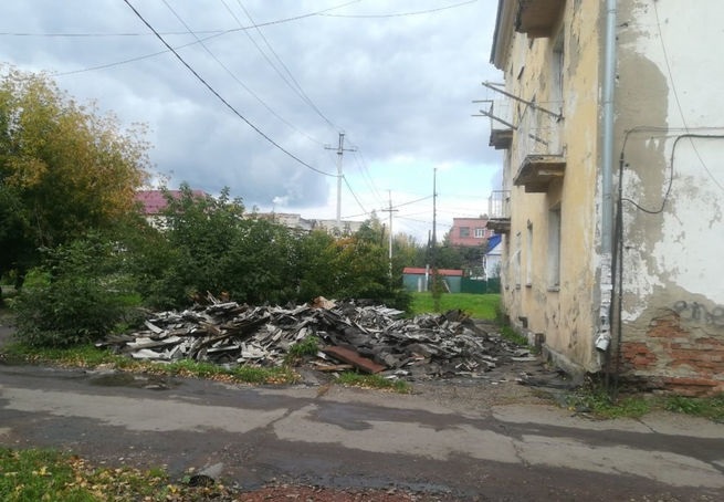В Осинниках нашли "проклятый" коммунальщиками дом