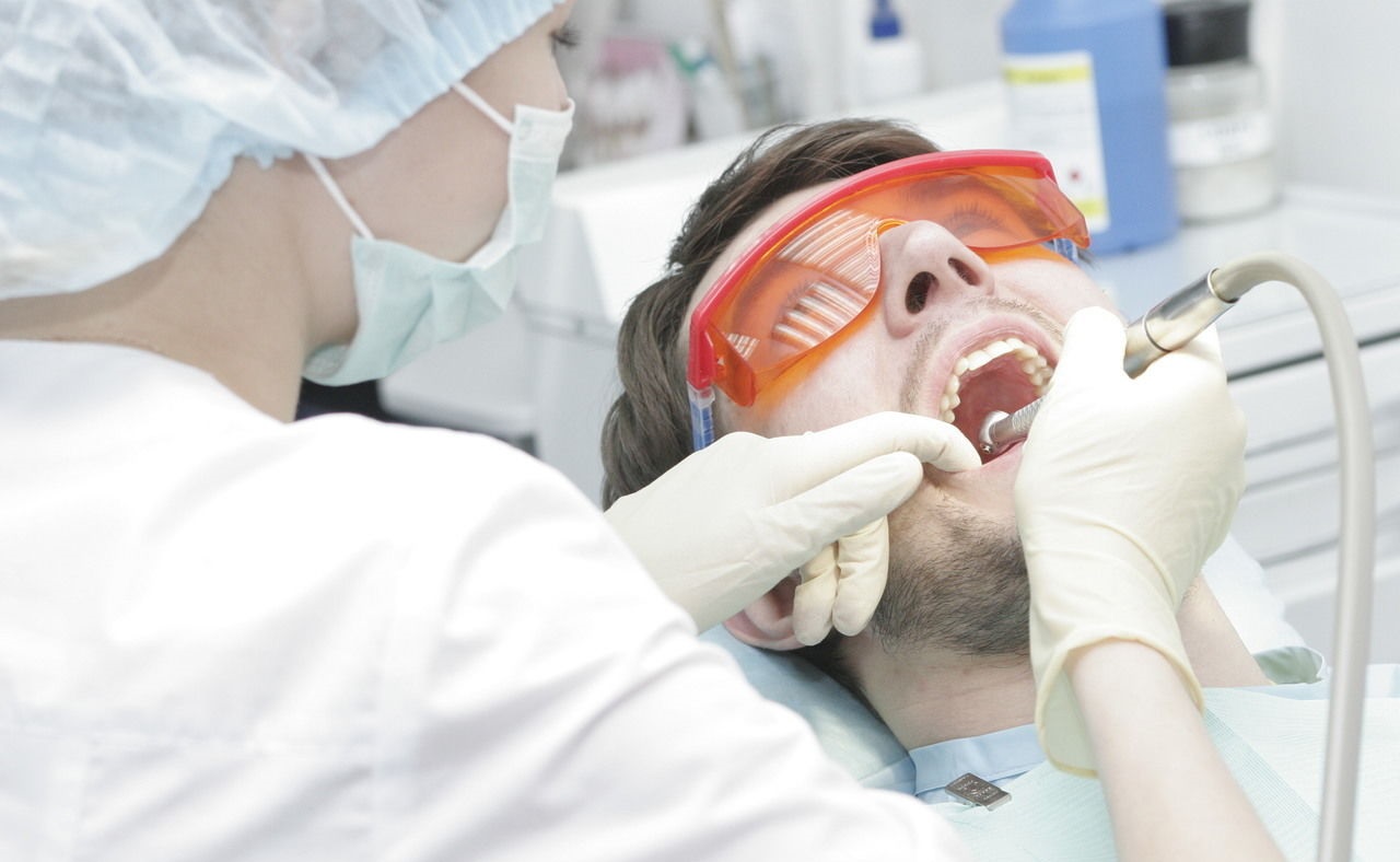 Опасную для здоровья стоматологию закрыли в Осинниках